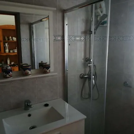 Casa Antonia Reyes, A La Sombra De Famara Munique